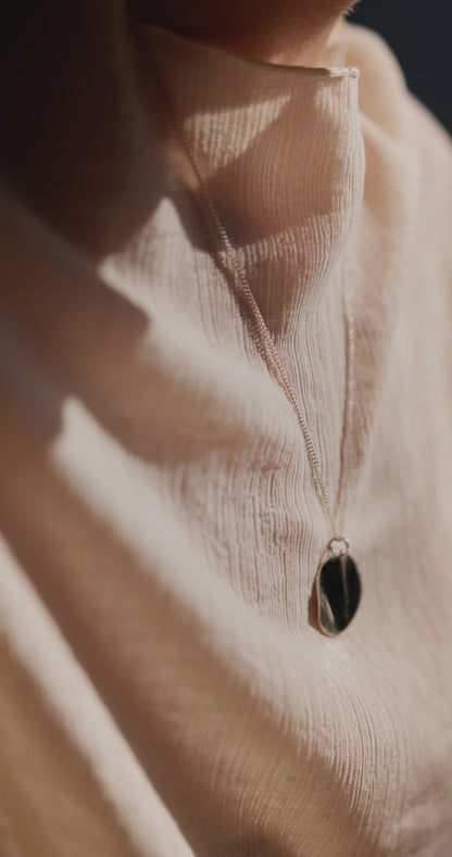 Textured Pendant Necklace